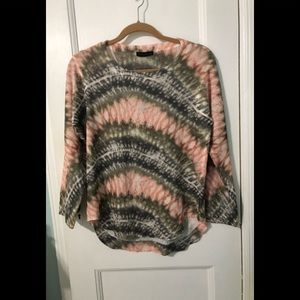 🆕 Tie dye sweater Green, white, peach colors